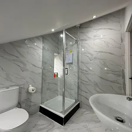 Апартаменти Brand New Penthouse Pad In Leeds Лідс